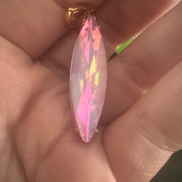Elegant Gold and Pink Pendant - Picture 2 of 7